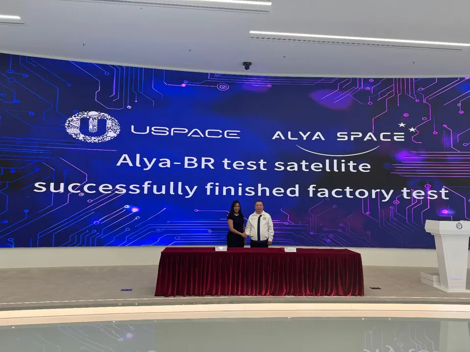 Relatório menciona “base não oficial” e presença estratégica chinesa, mas Alya Space reforça que opera sob princípios civis e comerciais