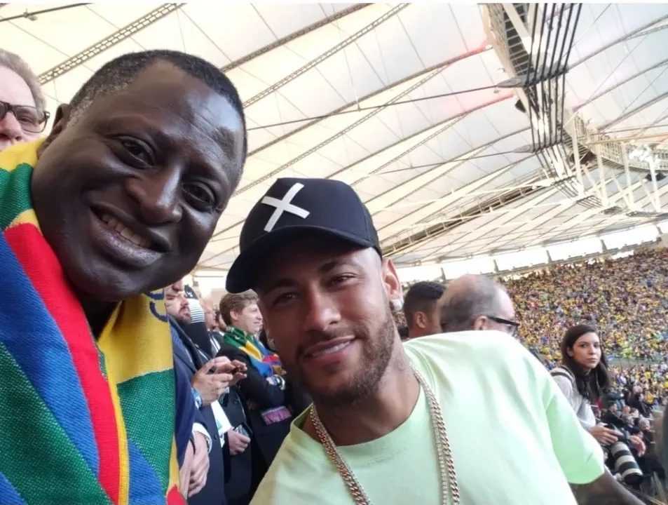 Hélio Lopes e Neymar juntos