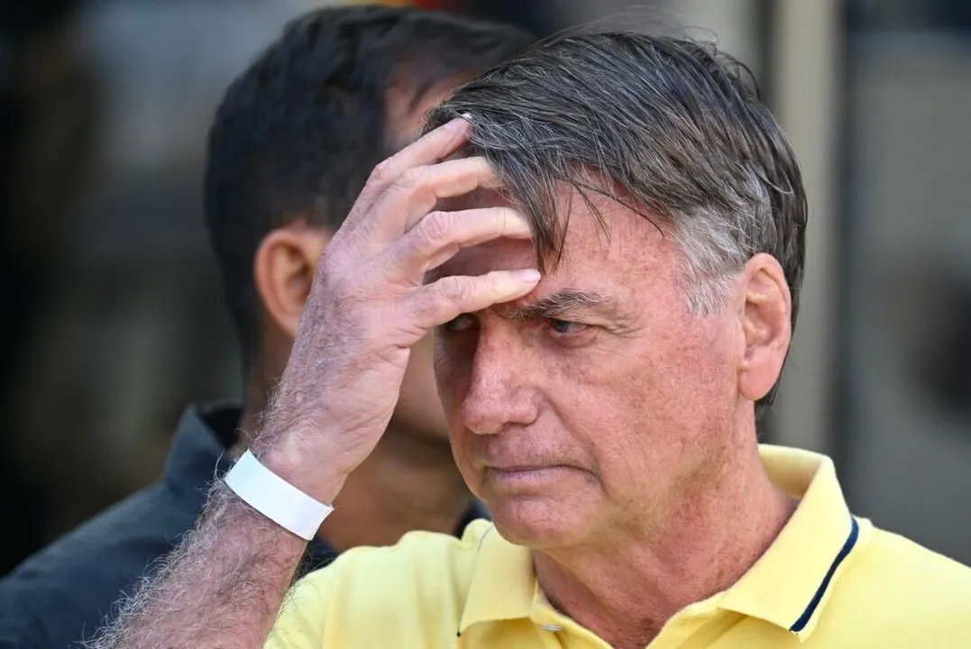 Ex-presidente Jair Bolsonaro passou mal na Papudinha