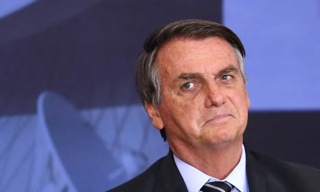 Ex-presidente Jair Bolsonaro apresenta redução de movimentos