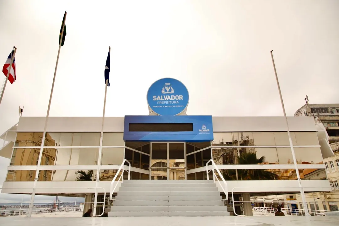 Fachada da prefeitura de Salvador.
