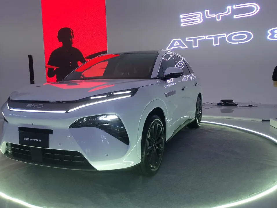 Novo BYD Atto 8