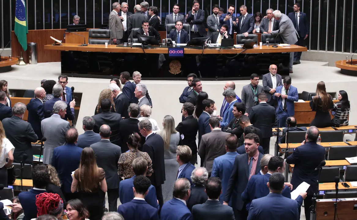 Deputados retiraram pontos do PL Antifacção que haviam sido propostos pelo Senado