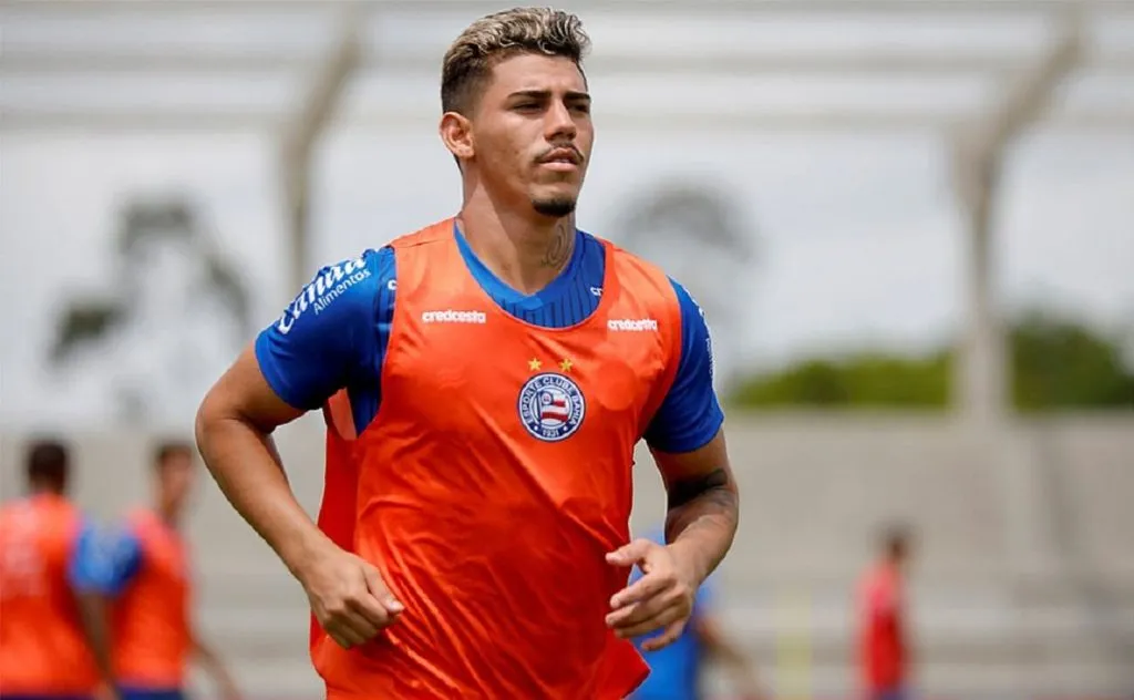Mayk, ex-lateral-esquerdo do Bahia