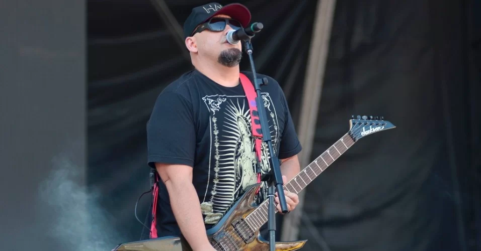 Digão, vocalista da banda Raimundos