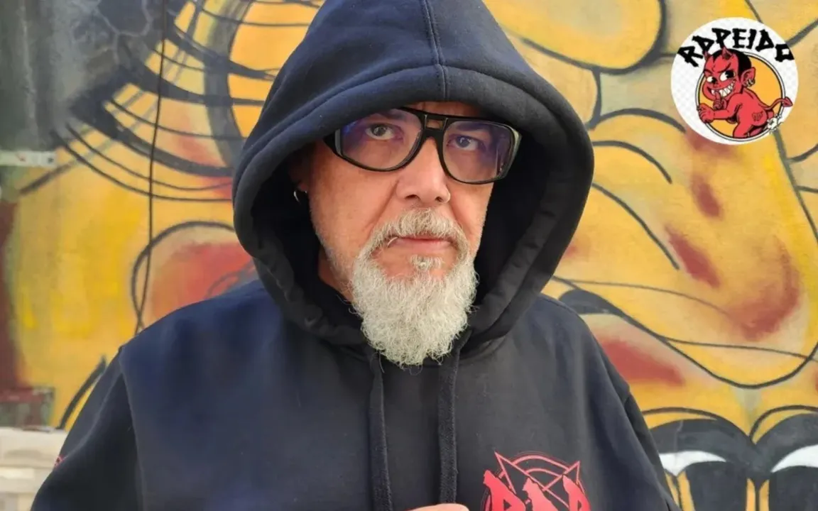 O artista foi levado a uma sala reservada