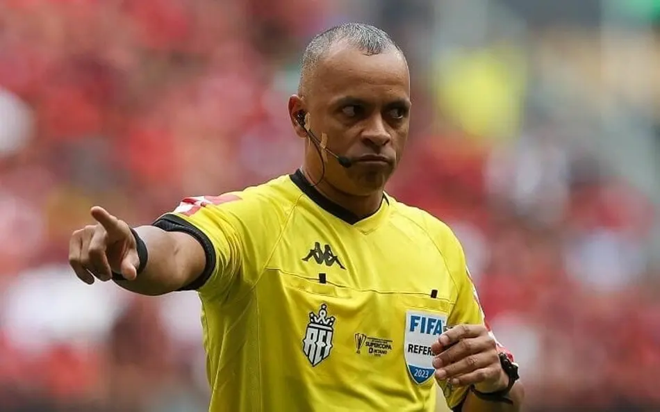 Wilton Pereira Sampaio, árbitro de futebol