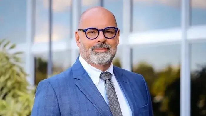Júlio Ribas, CEO da VINCI Airports no Brasil.