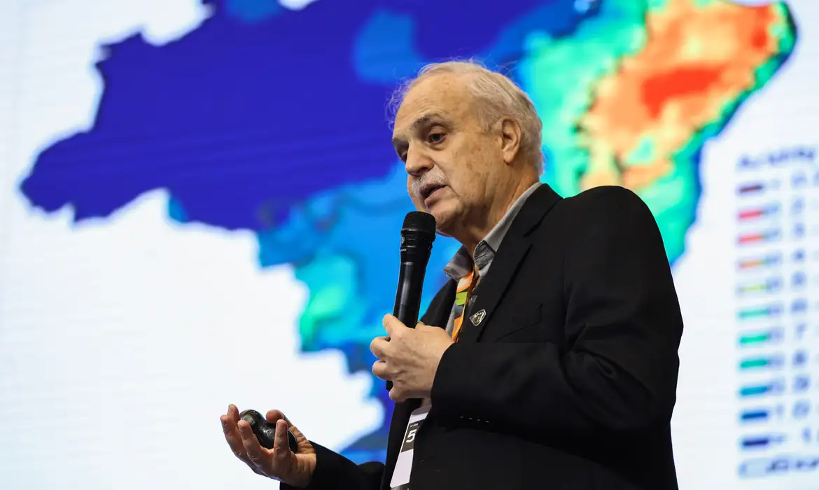 Carlos Nobre, climatologista brasileiro