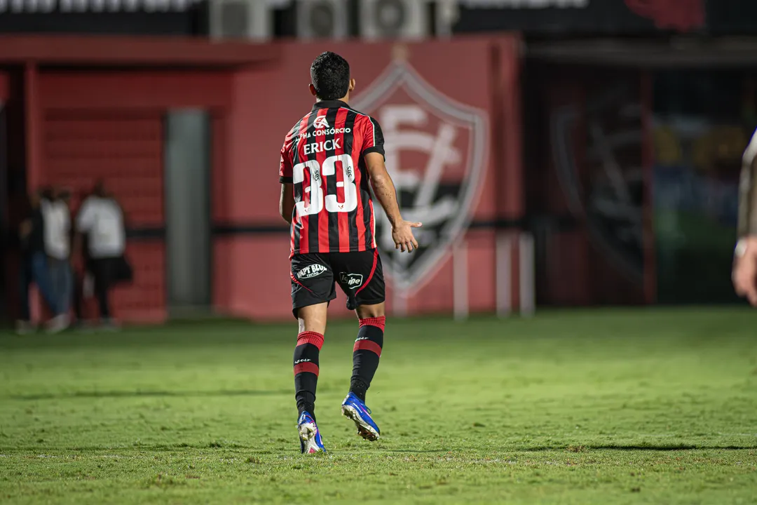 Erick em Vitória 4x1 Juazeirense