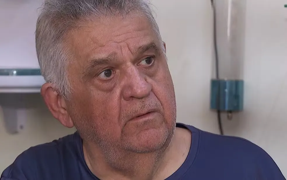 Imagem ilustrativa da imagem Comerciante descobre que 'está morto' ao tentar retirar remédio em farmácia