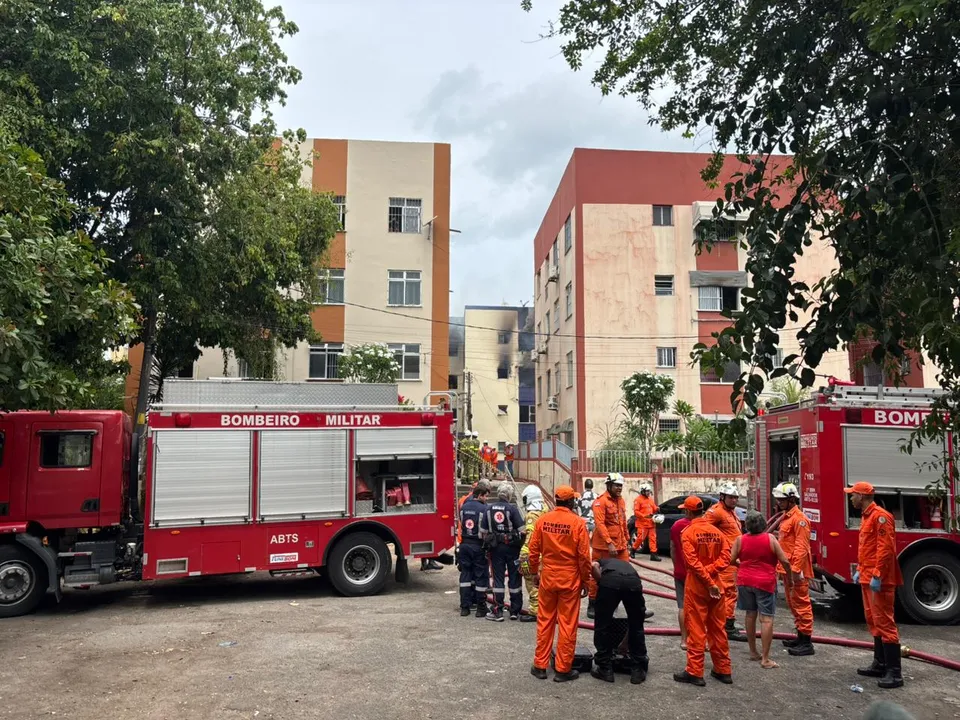 Incêndio destruiu prédio em Salvador