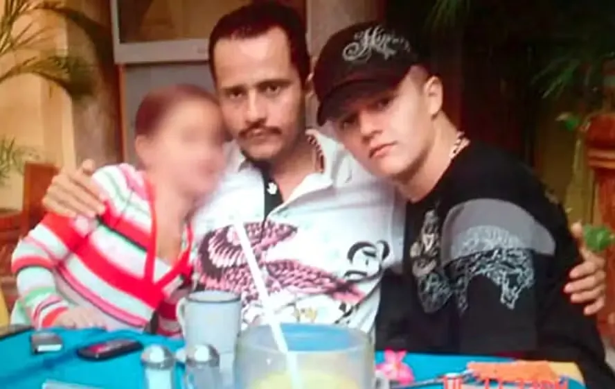 'El Mencho', líder do cartel Jalisco Nova Geração, com seu filho Ruben Oseguera Gonzalez, conhecido como 'El Menchito'