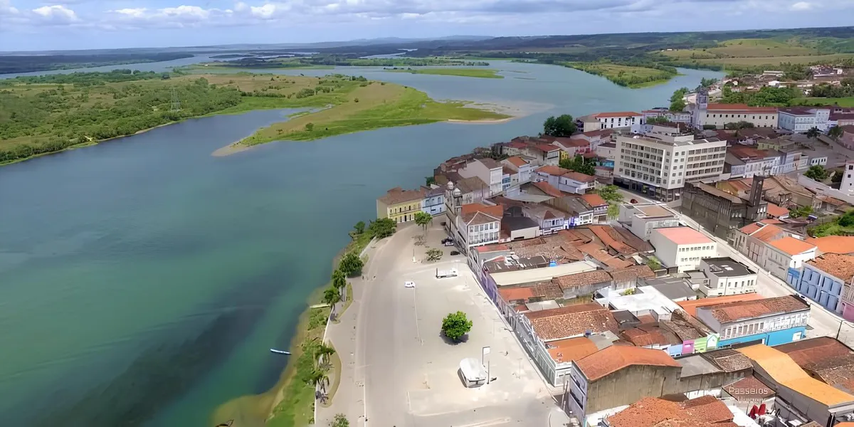 Penedo, localizado no sul de Alagoas