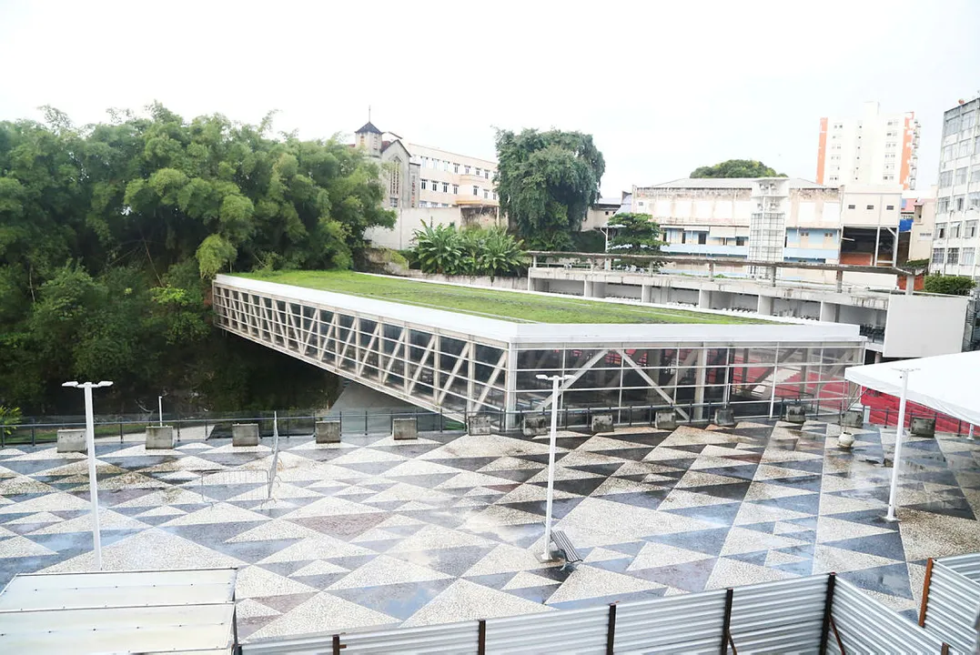Obras do Teatro Castro Alvez avançam