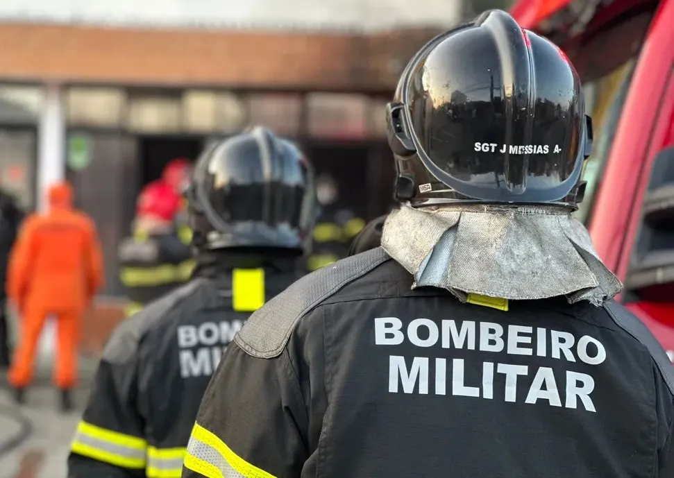 Imagem ilustrativa da imagem Corpo de Bombeiros abre concurso com 110 vagas e salário de R$ 18 mil