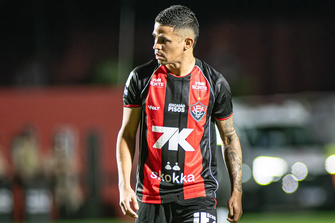 Erick, atacante do Vitória