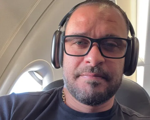 Imagem ilustrativa da imagem Diogo Nogueira cancela shows após problema grave de saúde; saiba o diagnóstico