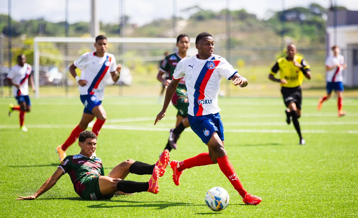 Ryan Nascimento em campo pelo Bahia