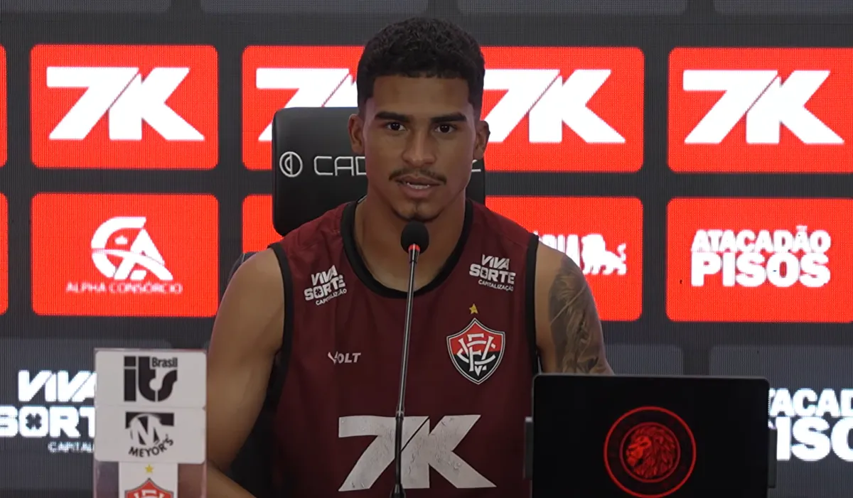 Renê, atacante do Vitória