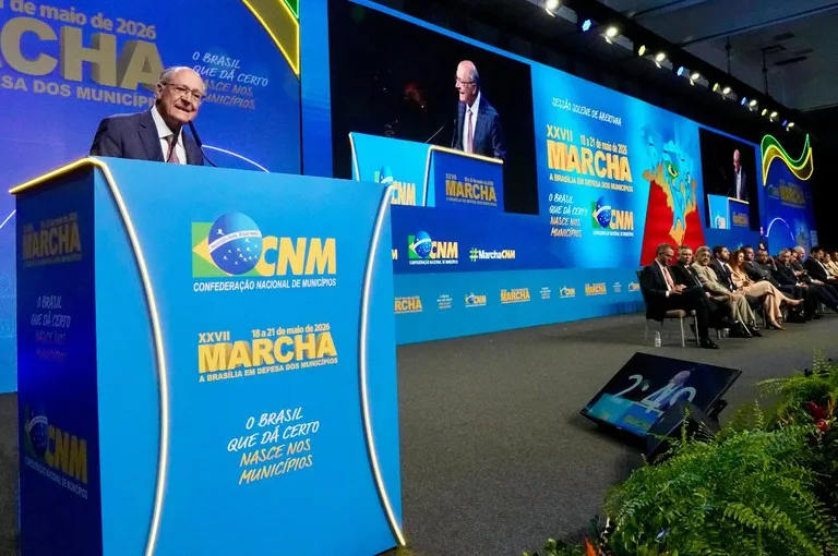 Vice-presidente Geraldo Alckmin (PSB) na Marcha dos prefeitos