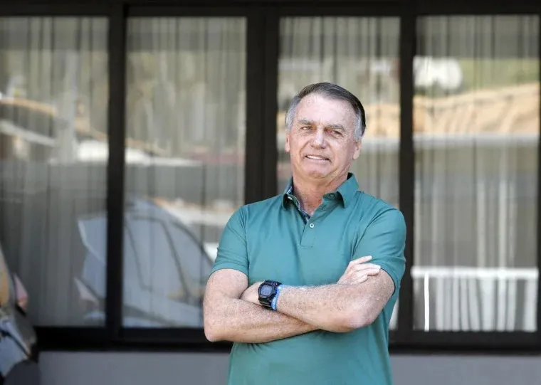 Defasa de Bolsonaro faz novo pedido a Moraes