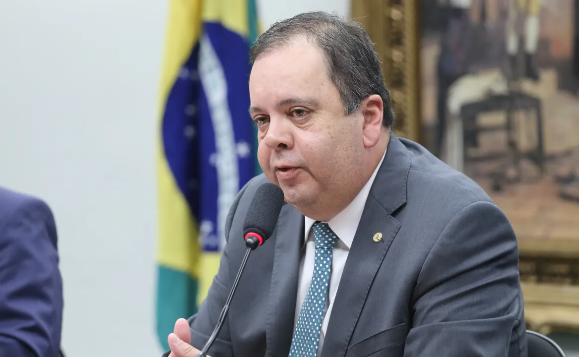 Elmar Nascimento foi sabatinado nesta segunda-feira, 13.