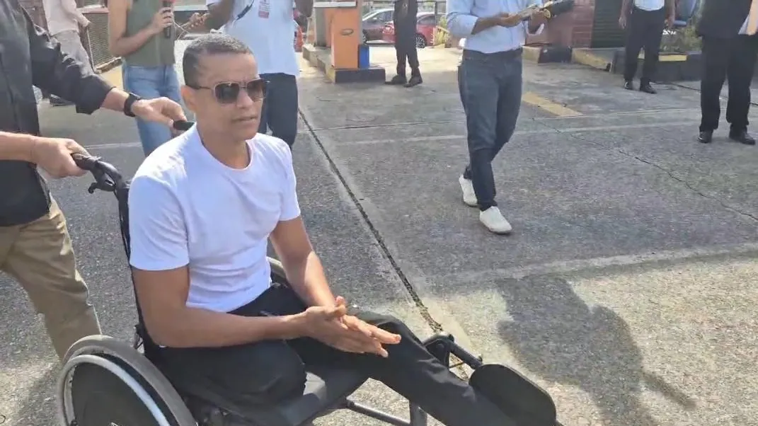 Emerson falou com a imprensa antes da audiência