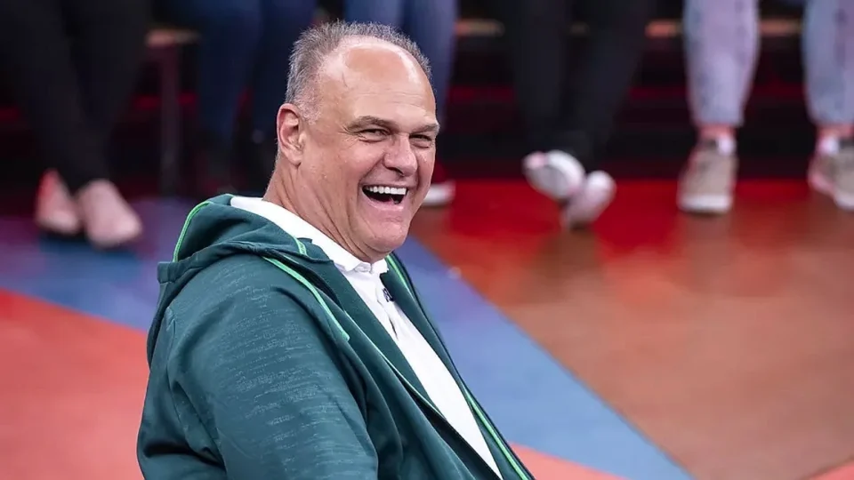 Oscar Schmidt, considerado como o maior jogador de basquete da história do Brasil, morreu nesta sexta-feira, 17, aos 68 anos