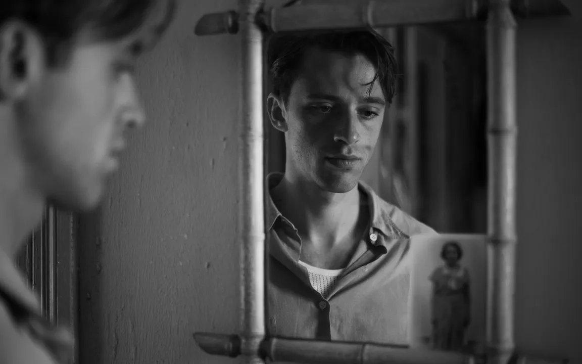 François Ozon dirige adaptação de 'O Estrangeiro'