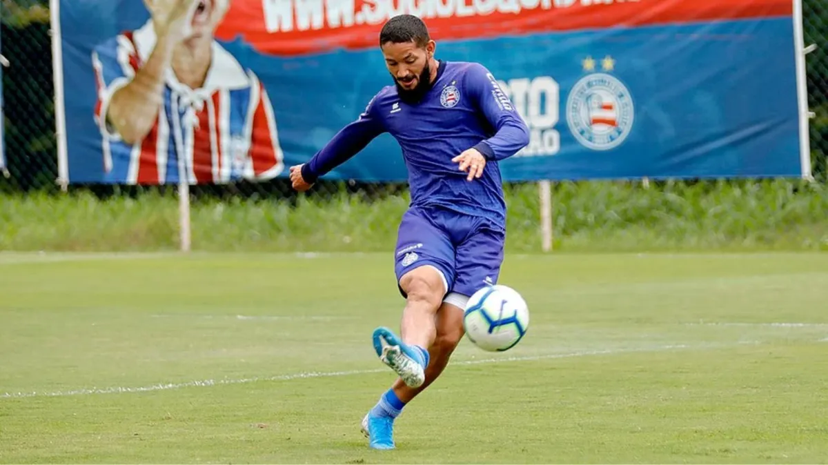 Arthur Caíke pelo Bahia