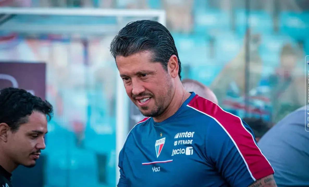 Thiago Carpini se envolveu em briga em jogo pela Série B do Brasileirão