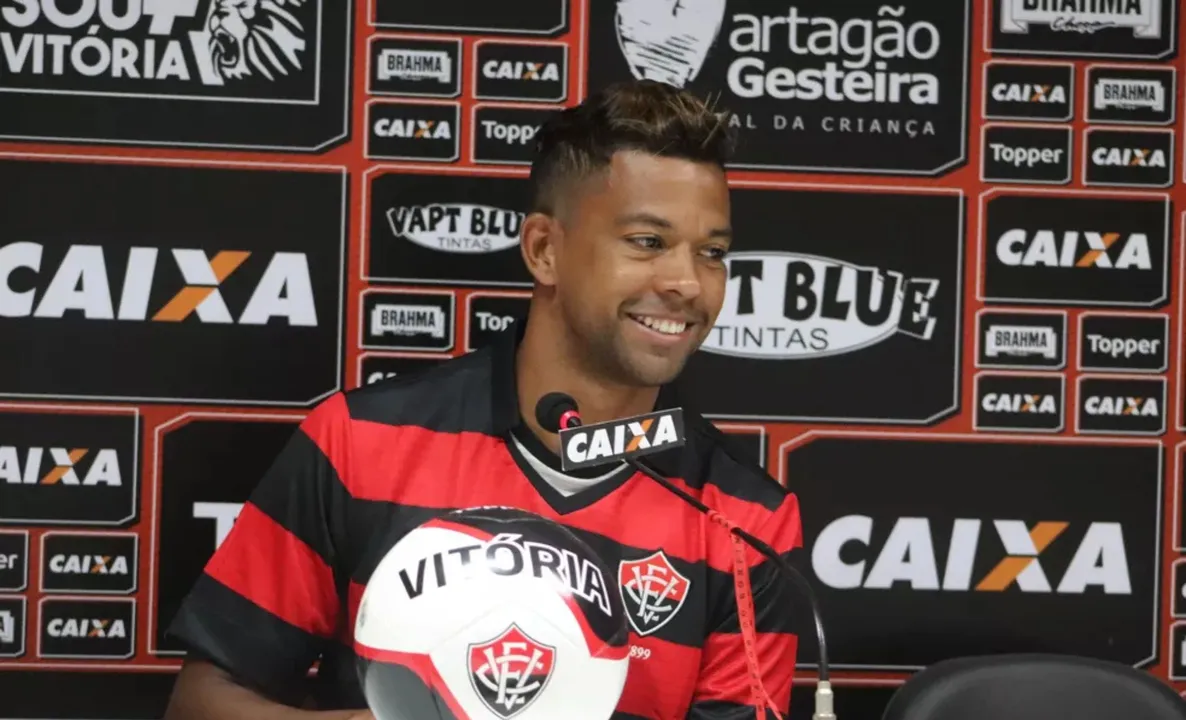 Wallyson jogou no Vitória em 2018