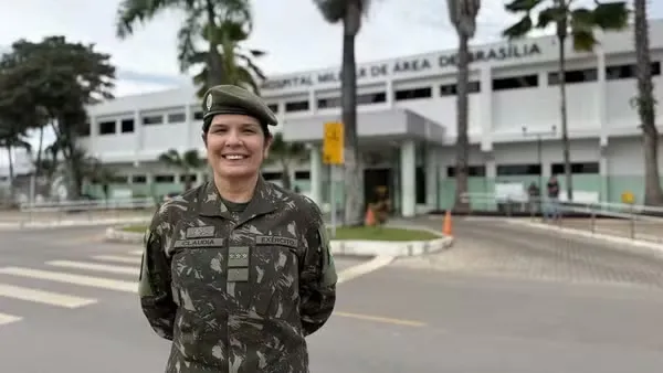 Imagem ilustrativa da imagem Exército confirma nome de primeira mulher general da história