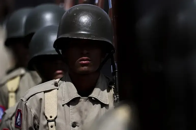 Exército repasse ao Banco Master