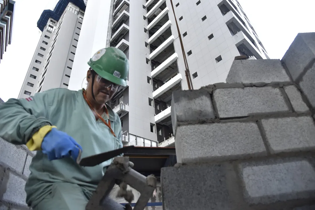 Maria Marli faz história ao ajudar a construir o maior prédio da Bahia