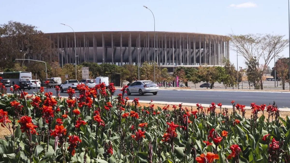 Fifa estabelece prazo para adequações no Mané Garrincha e ameaça retirar capital da competição