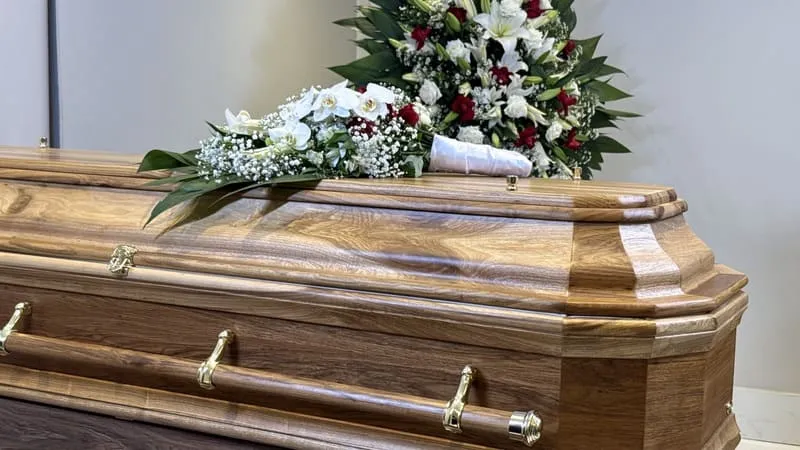 Ataque aconteceu em frente à igreja no Centro de Baependi