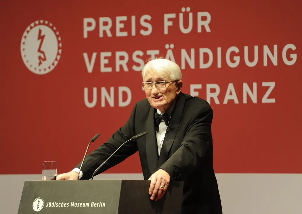 Ícone da Escola de Frankfurt, Habermas influenciou filosofia e política mundial