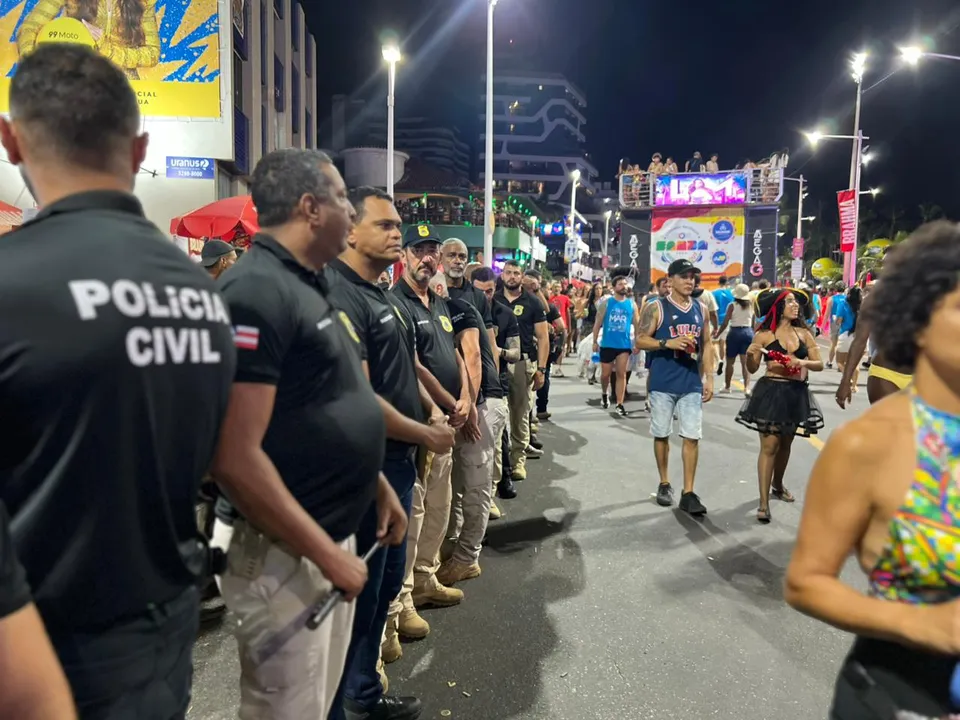 Imagem ilustrativa da imagem Foi roubado no Carnaval? Polícia recupera 134 celulares e um deles pode ser seu