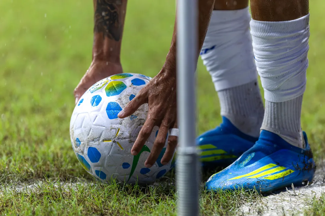 Domingo reúne jogos do Brasileirão