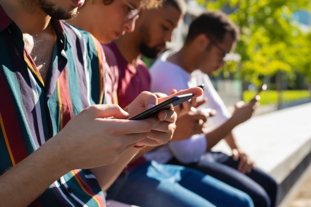 Expressões se popularizaram entre jovens da Geração Z