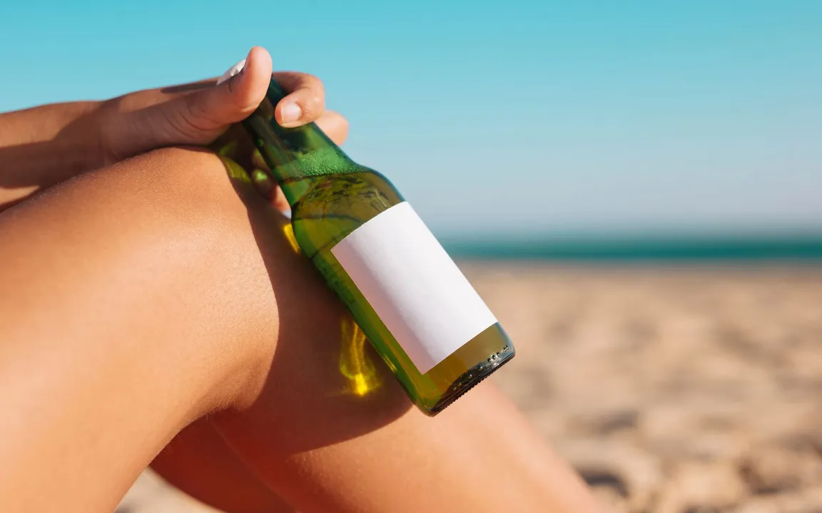 As garrafas do tipo long neck são comuns em bares