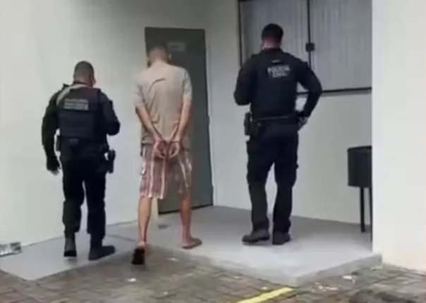 Imagem ilustrativa da imagem Homem é preso após atrair mulher para faxina, estuprar e mantê-la em cárcere