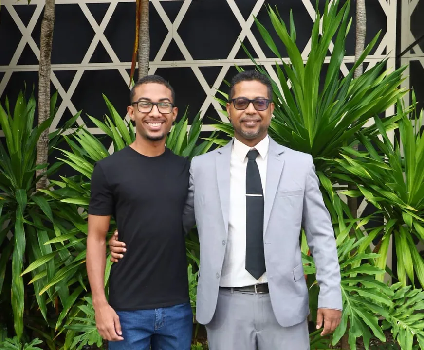 Gabriel Lopes dos Santos e o pai, Erieldo