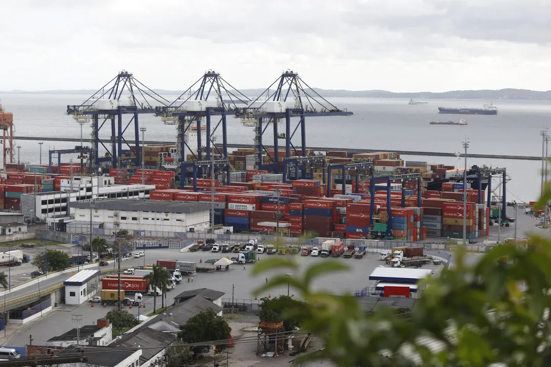 Vista aérea do Porto de Salvador (BA)