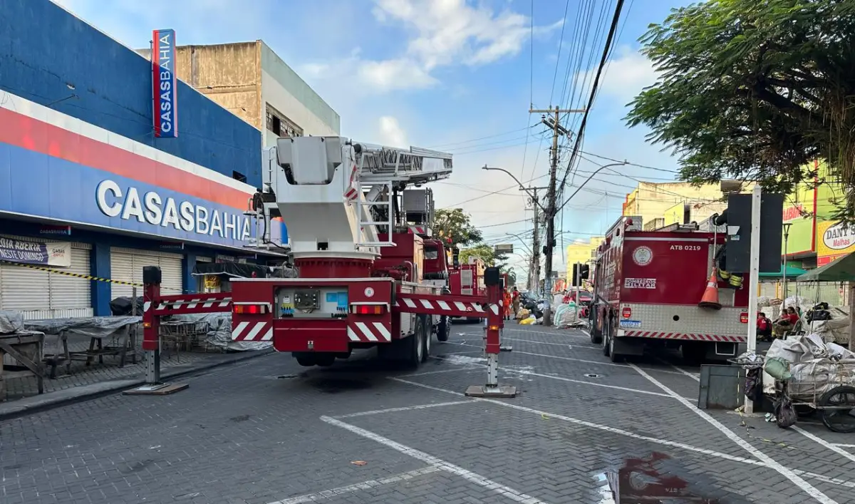 Perícia vai investigar a causa do incêndio