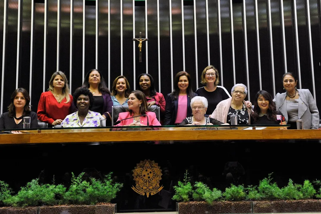 Mulheres podem fazer história na política brasileira em 2026