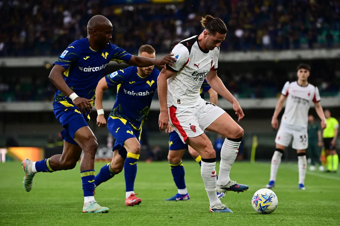 Milan x Hellas Verona na Série A italiana