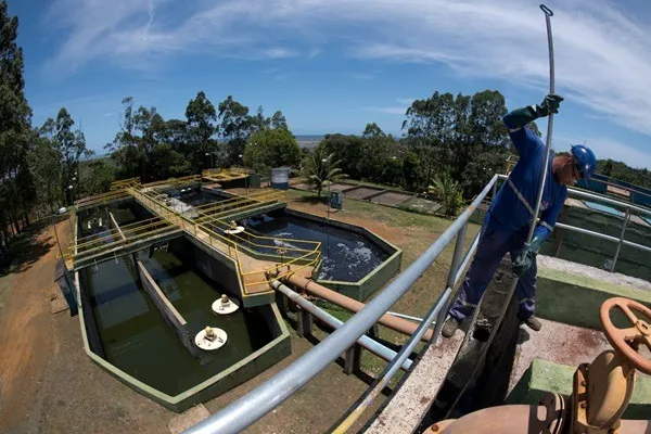 Entre as obras contratadas com recursos do PAC estão a ampliação dos sistemas de abastecimento de água